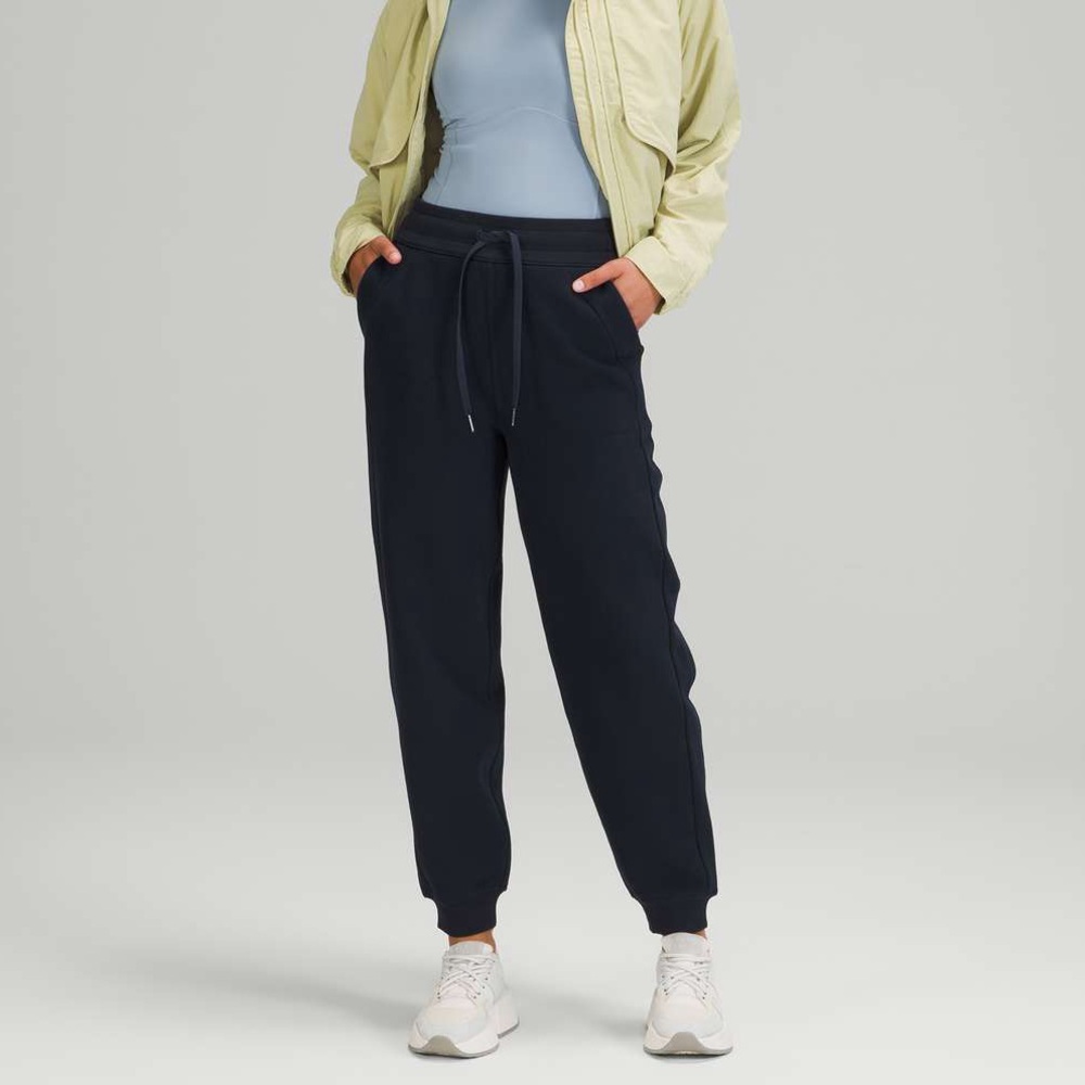Lululemon Scuba High-Rise Jogger 25”